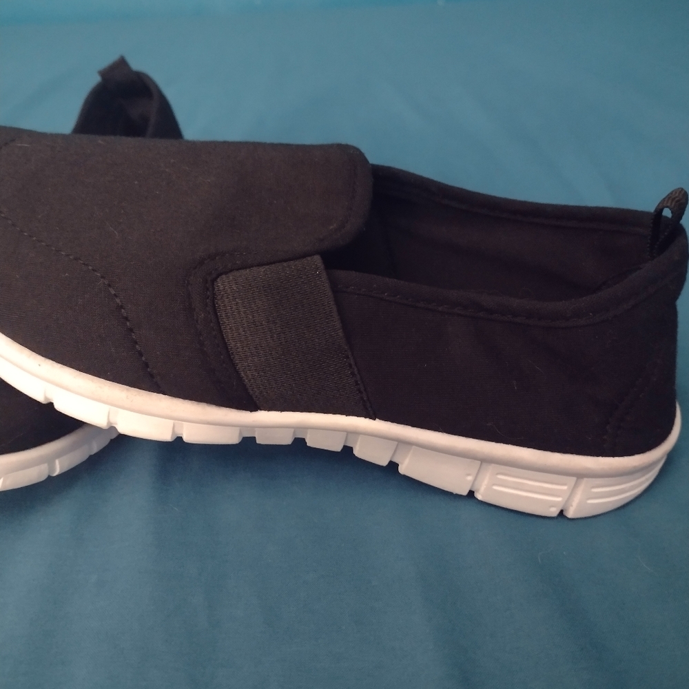 NWOT Take a Walk Women's Black Stretch Slip On Athletic Shoes with White Soles - Picture 13 of 15